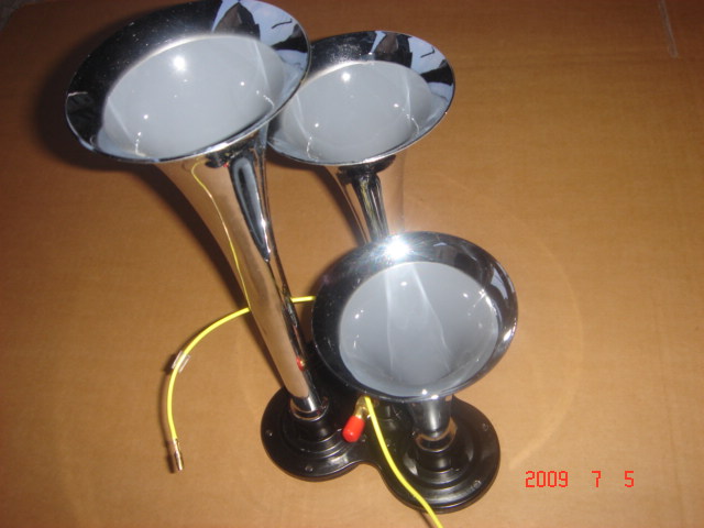 供应汽车三和音电控气喇叭12V/24V